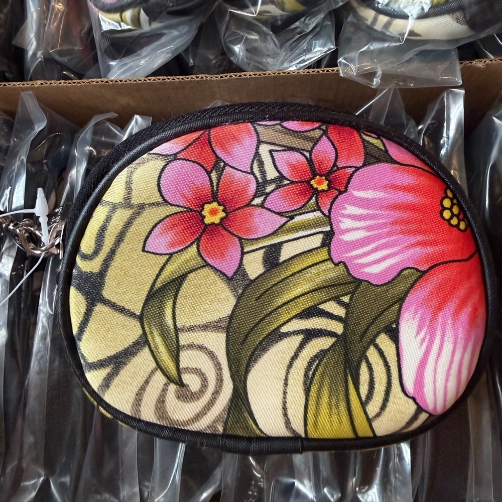 BEACH 🌊 Handbags Neoprene "Scuba" Hand Bag – Vibrant Hawaii Palms Flowers - Picture 3 of 9